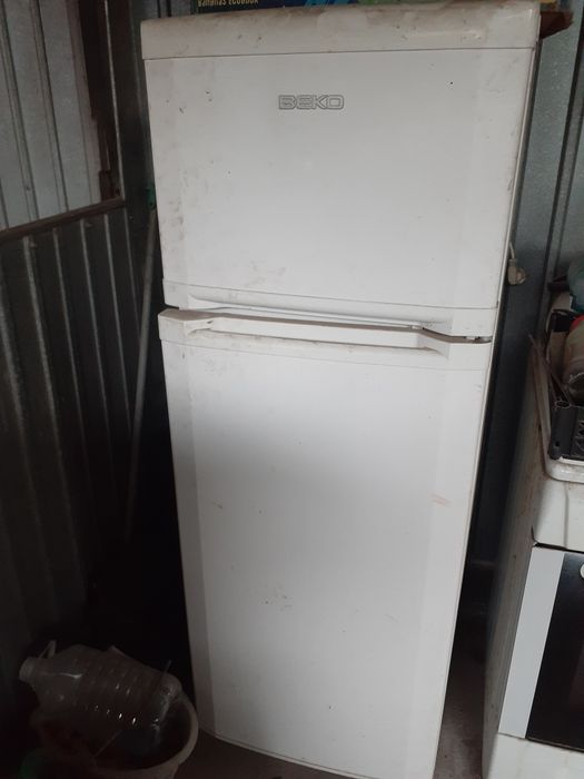 Продам газплиту и холодильник