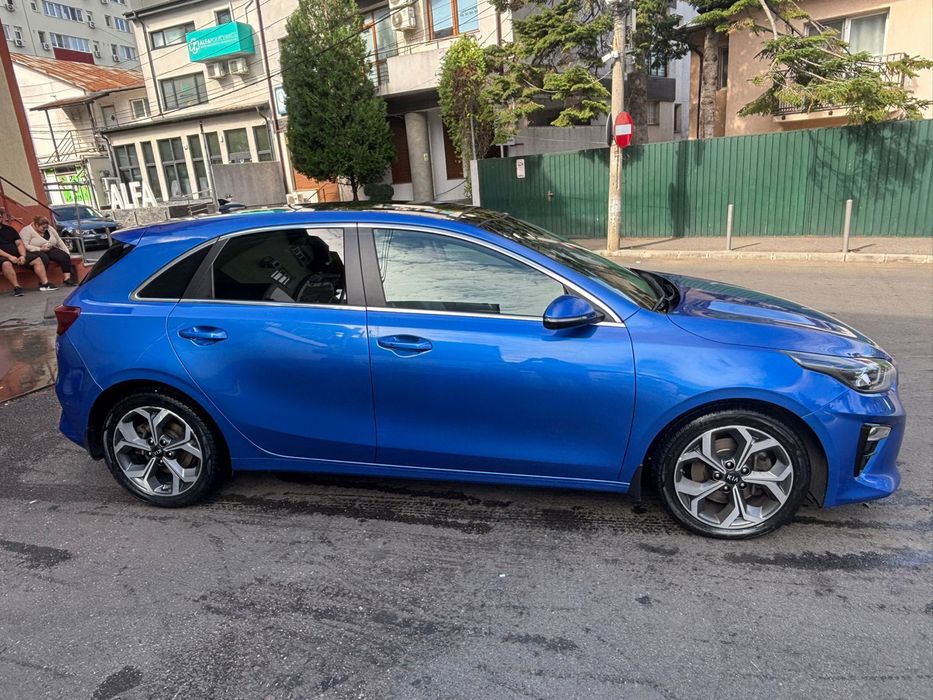 Kia Ceed 1.6 CRDi 136 CP an fabricație 2018 ,72.000 km reali verificare service autorizat KIA preț- Blitz in saptamana 22-27 iunie 11.000 euro