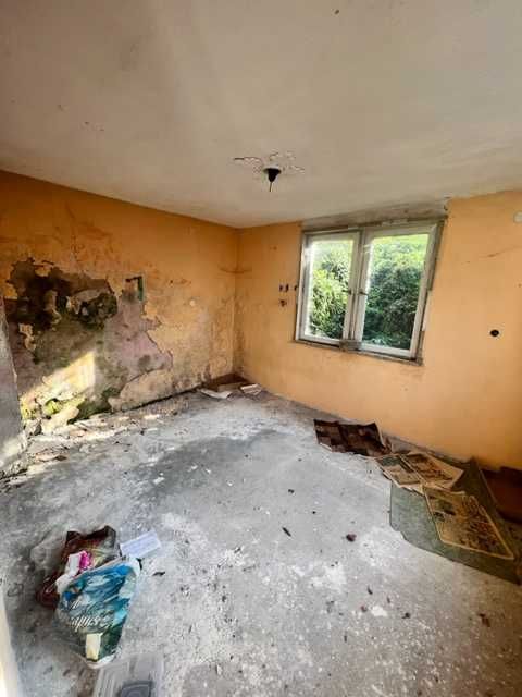 Продава се Къща в Асеновград - 651 кв.м за 59 €/кв.м - Снимка #17