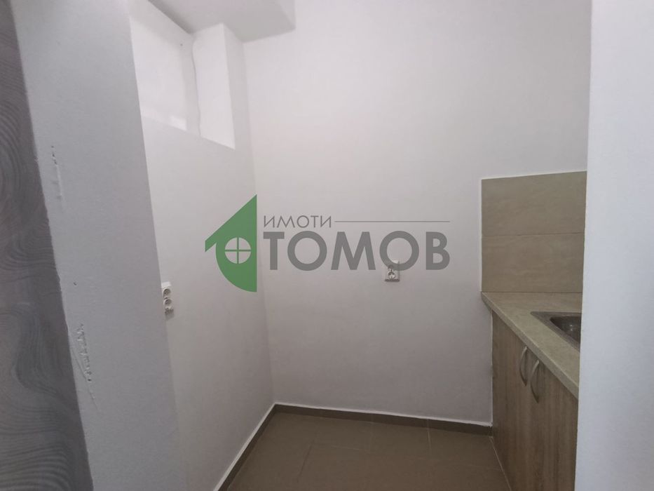 Едностаен апартамент с кухня в Централната градска част