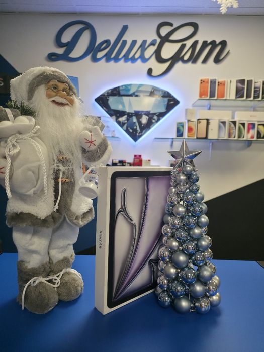 Ipad Air / M3 / 13"/ sigilat / 256 GB / Starlight / DeluxGSM