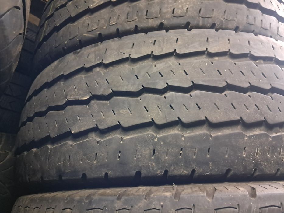 Anvelope second vara 215 70 R15C Continental