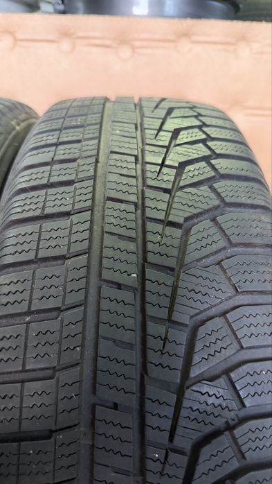 205/60/16 M+S 4 buc Hankook