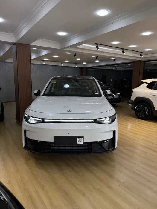 Leapmotor C10 Hybrid 210km naxt va halol nasiyaga