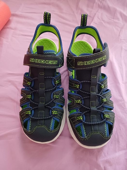 Sandale Skechers marimea 38
