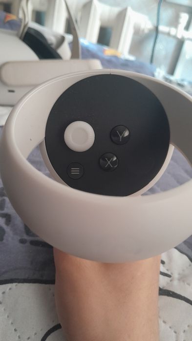 Oculus quest 2..