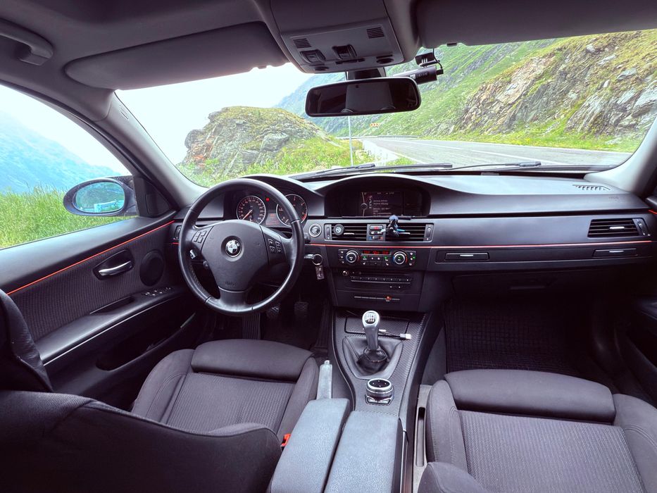 BMW E91 2012. 2.0D 184 cp