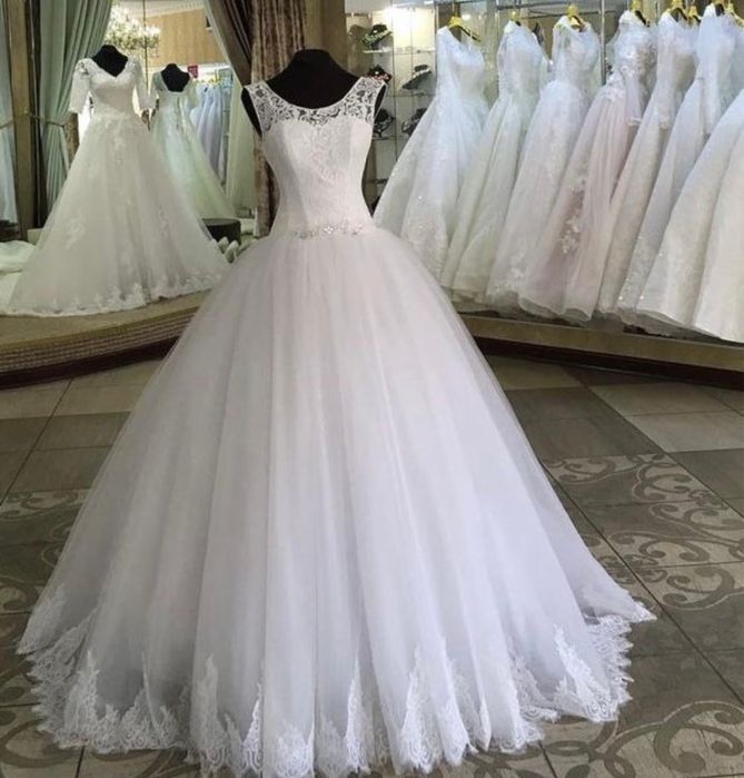 Дайын бизнес той көйлектері сатылады.