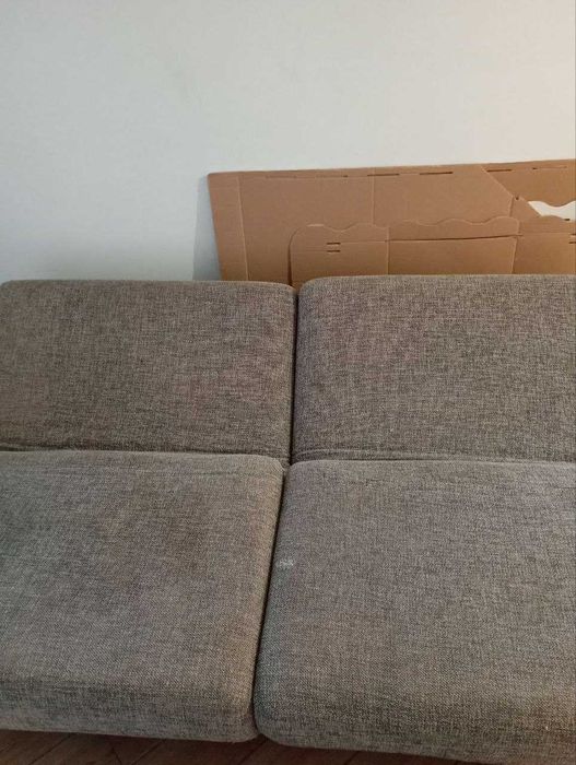 Диван трансформер, раскладной,раздвигается на 2 части