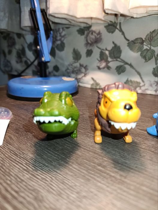 Игрушки динозавры животные