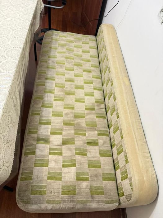 Диван Зеленый б/у