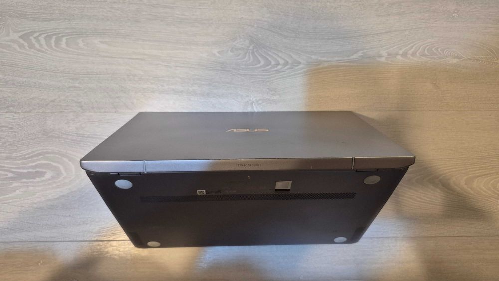 ASUS ZenBook UX431FA i7-8565U 16GB RAM 512GB SSD Windows 11 Pro