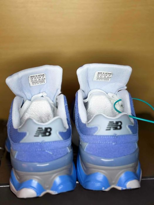 Vând adidași New Balance noi, nepurtați, în cutia originală.