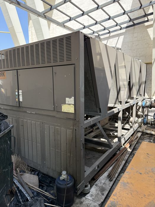 Чиллер YORK 429 кВт
