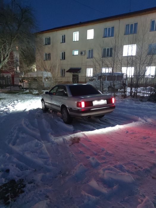 Ауди с4 1991г 2.8