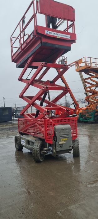 Nacela tip foarfeca Jlg de 12m