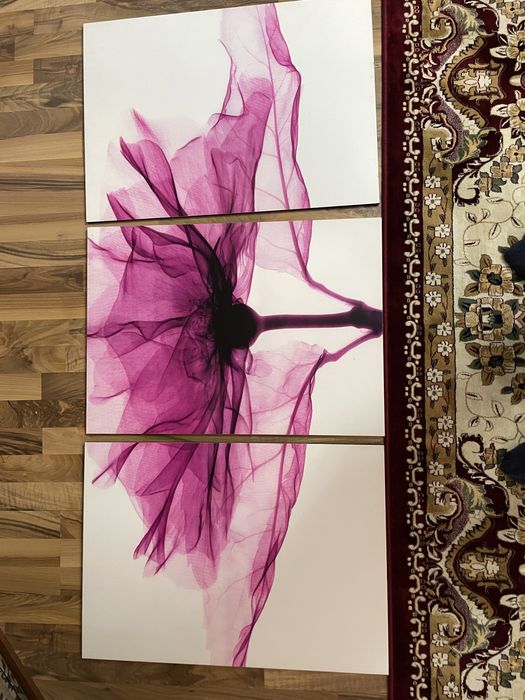 Продаются картины в рамках