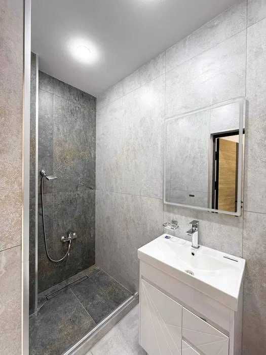 Продаётся / сдаётся в аренду нежилое помещение  Ц-1, Эко Парк  R333