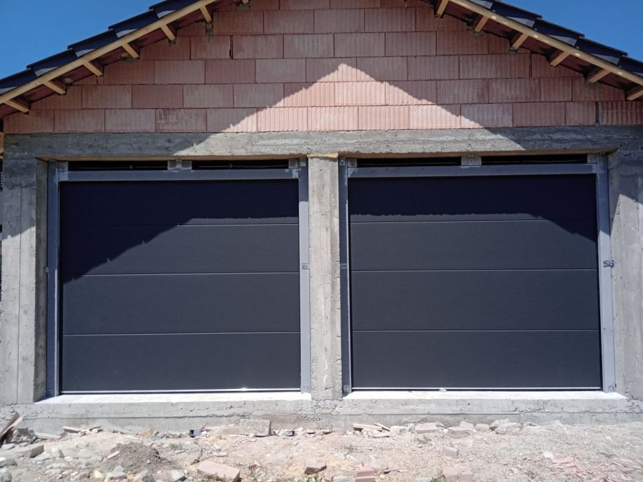 Ușă de garaj ieftină