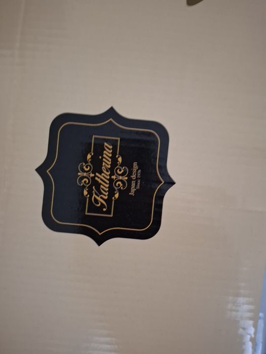 Посуда новая 32 персон.