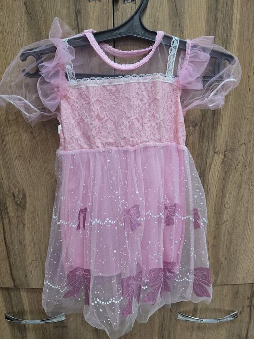 Платья на девочку