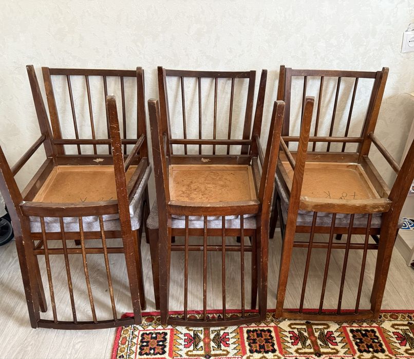 Стол и 6 стульев немецкий гарнитур