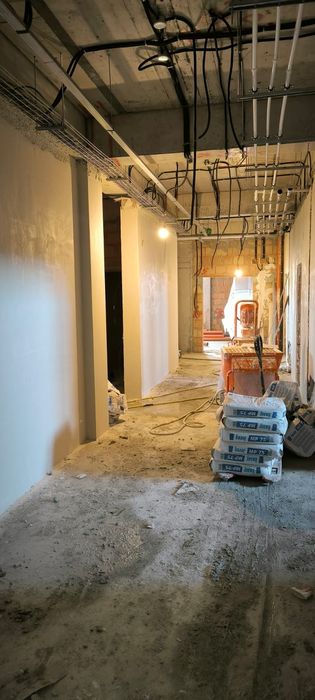 Tencuiala mecanizata/Tencuieli mecanizate/sapa pe baza de ipsos, lichi