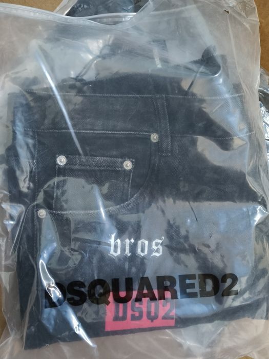 Blugi Dsquared2 Bărbați