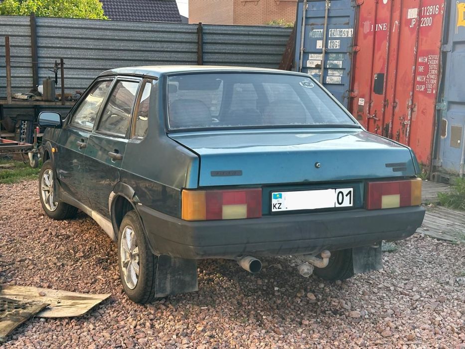 ВАЗ -21099 в хорошем состоянии