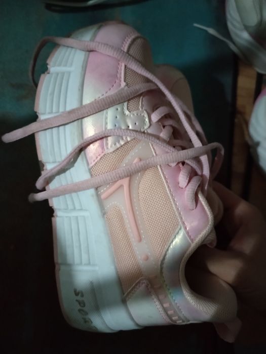 Кроссовки с колесиками