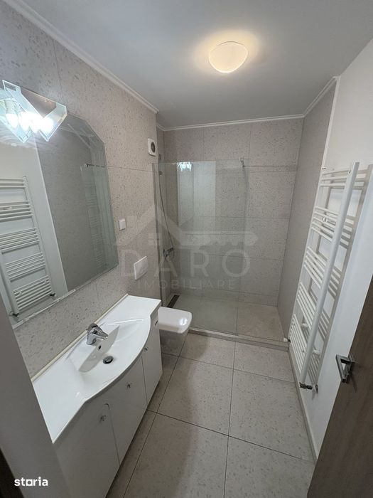 Vand apartament 2 camere