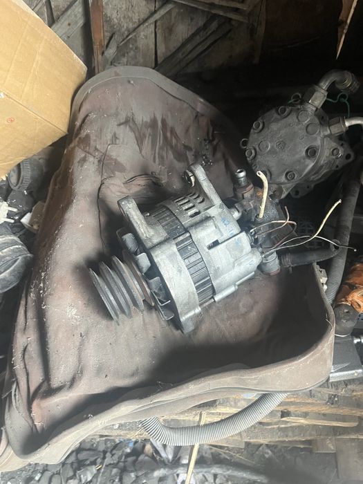 Коленвал 4HF1 Isuzu