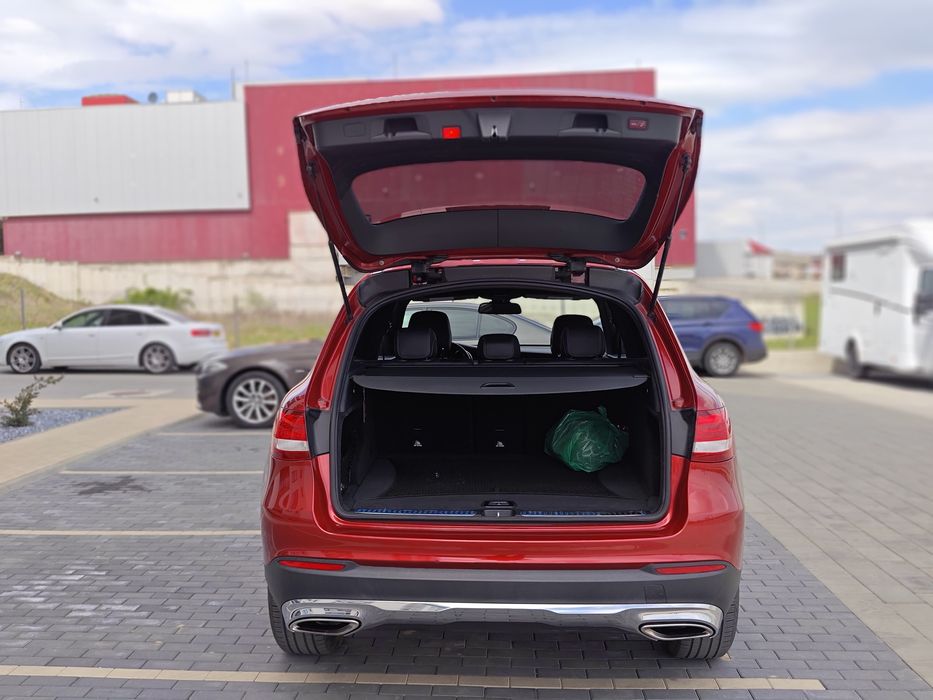 Mercedes Benz GLC300 2018