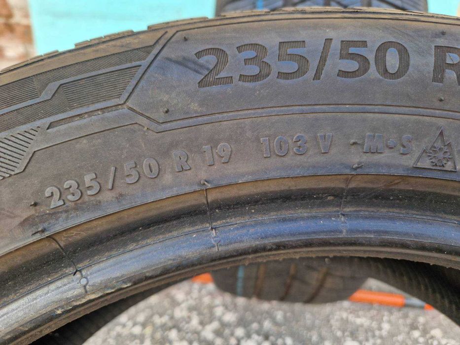 2 Barum R19 235/50 Зимни гуми  DOT2820