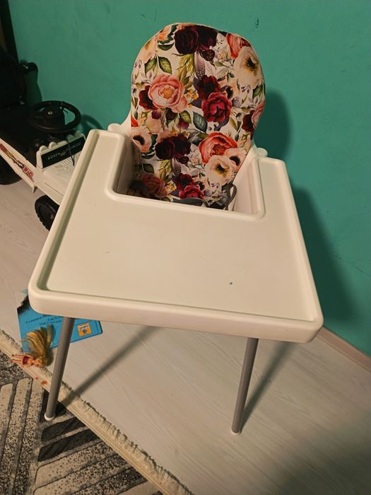 vand masuta pentru bebe