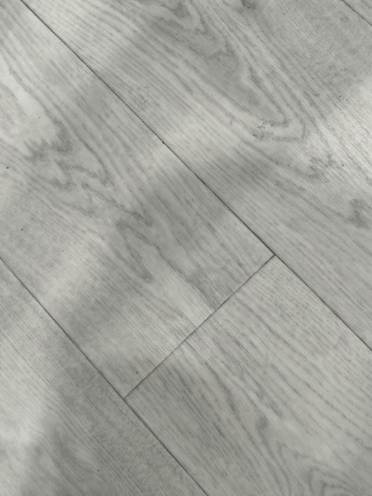 Продам ленолеум новый