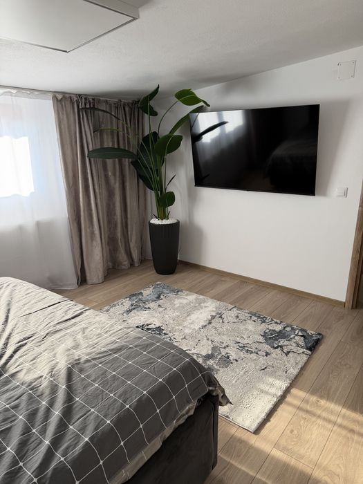 Inchiriez apartament in Valenii de Munte
