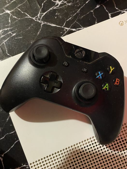 Xbox one s de 365 gb