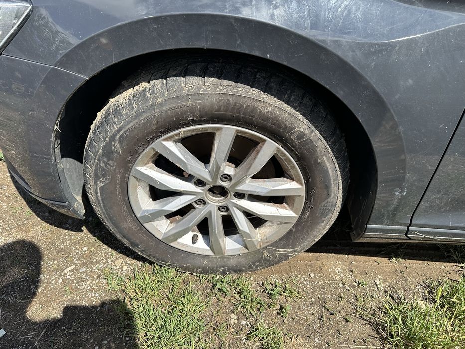 Roti Vara Vw Passat B8 215 60 16 Bridgestone Turanza originale aliaj jante 215 55 17