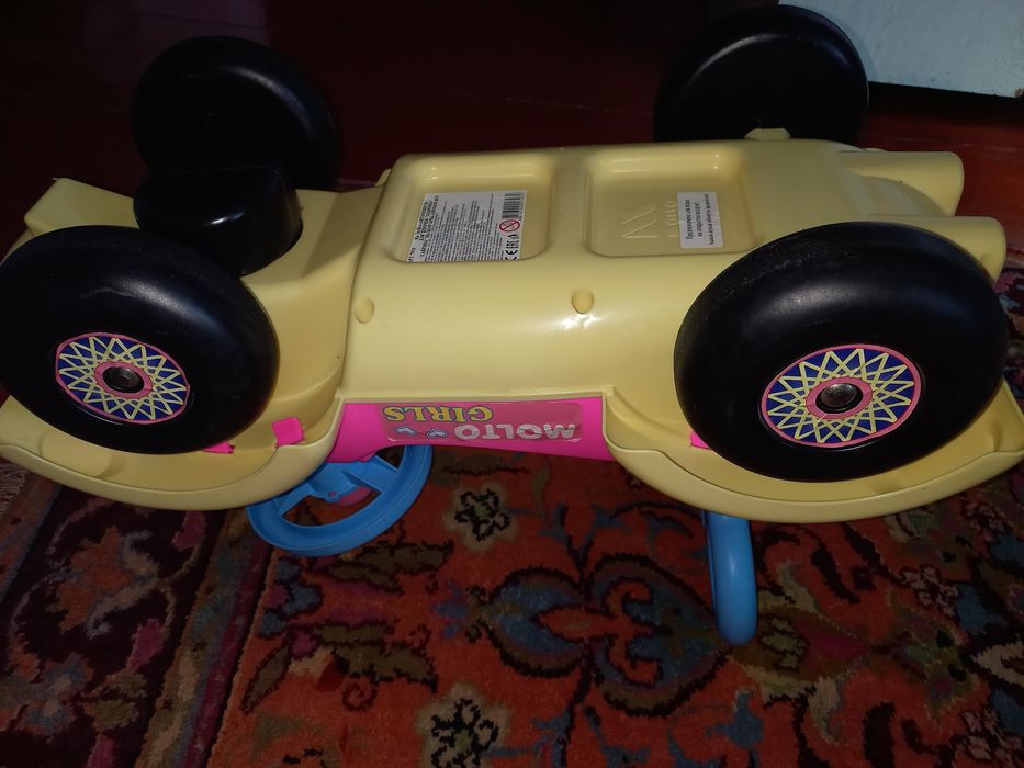 Толокар детский.