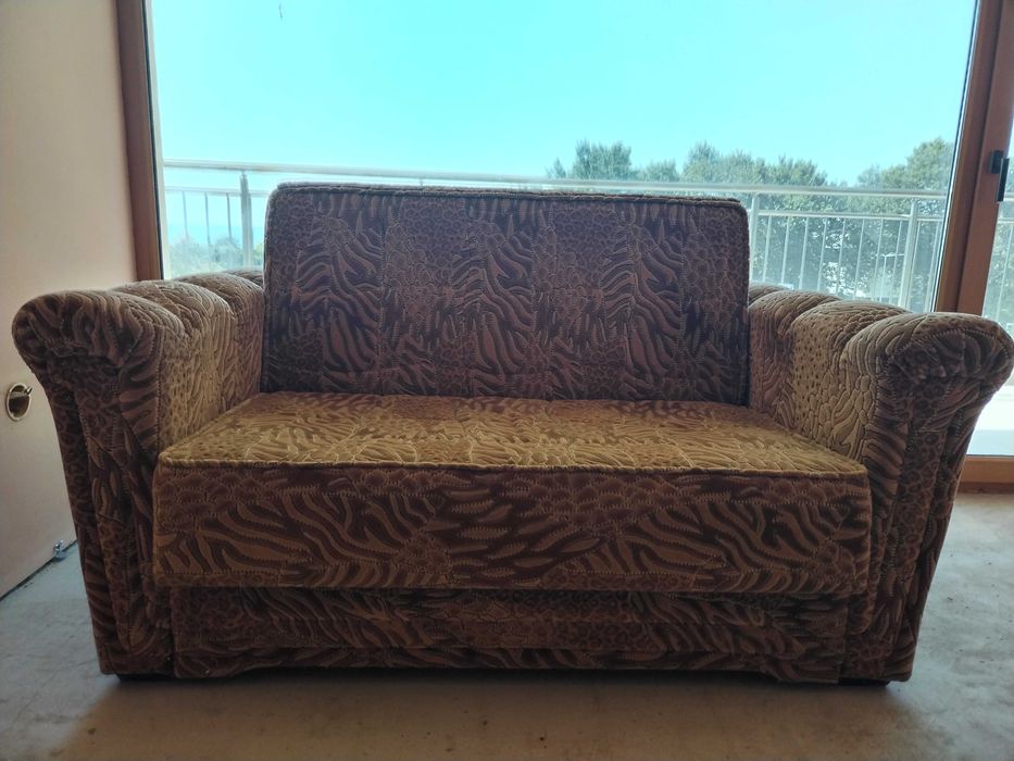 Разпродажба на Дивани разтегателни- двойки