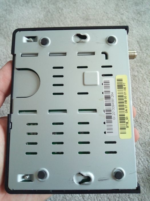 Продам ресивер для спутниковой тарелки.