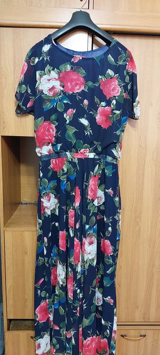 Женское платье в  пол