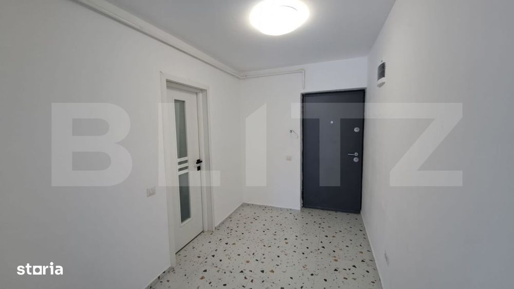 Garsoniera open-space, 43 mp, zona Tractorul