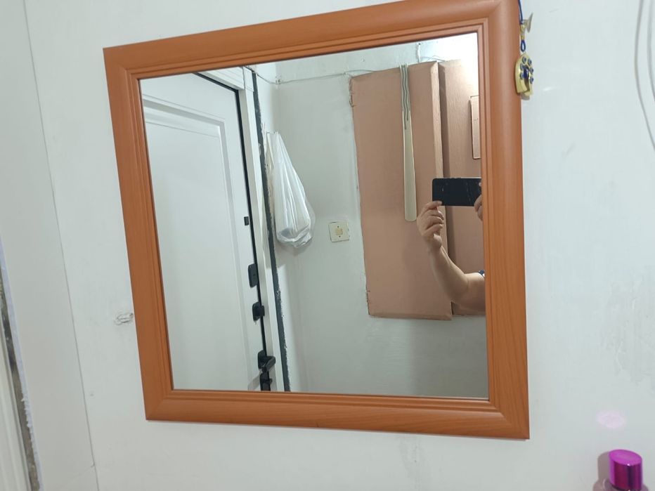 Продам обувницу с зеркало
