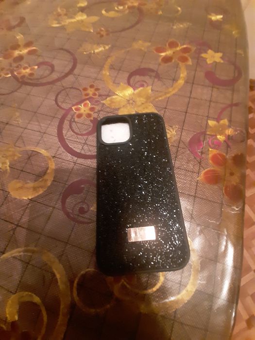 Продам чехол swarowski айфон 15