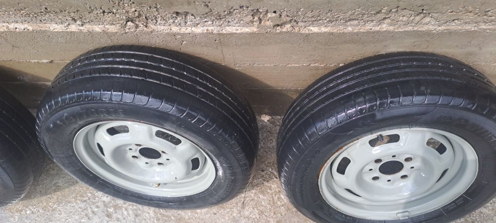 Штамп диски с шинами 175/70R13
