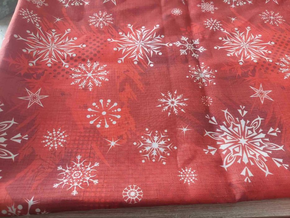 Коледна покривка за маса