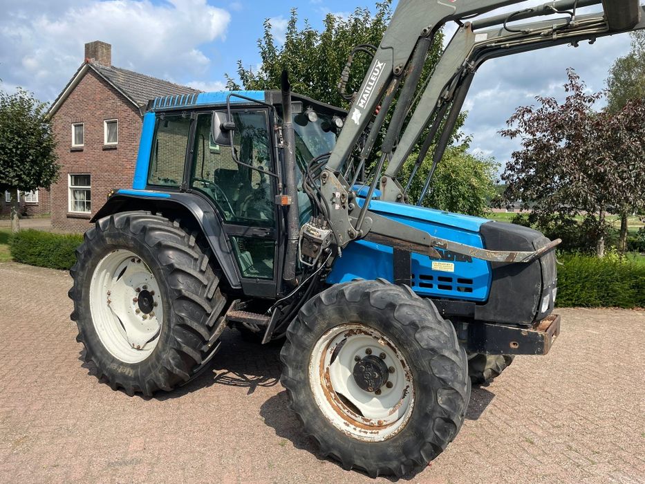 Tractor Valtra 6300 cu încărcător frontal Maileux