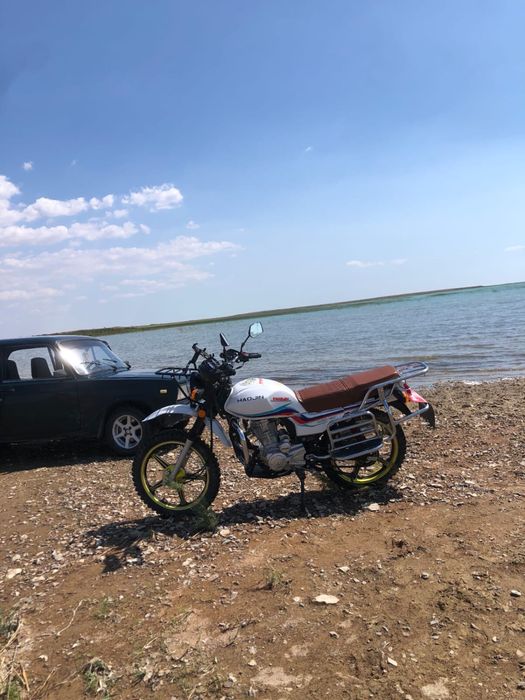 Мотоцикл 250 куб